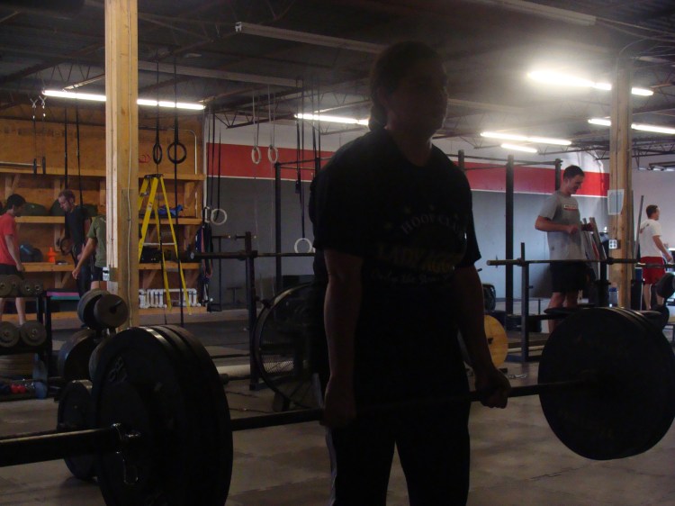 DSC00511 Amanda on her way to pulling 225